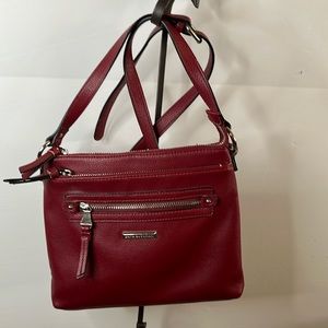 Dana Buckman red multi zip pocketed shoulder bag